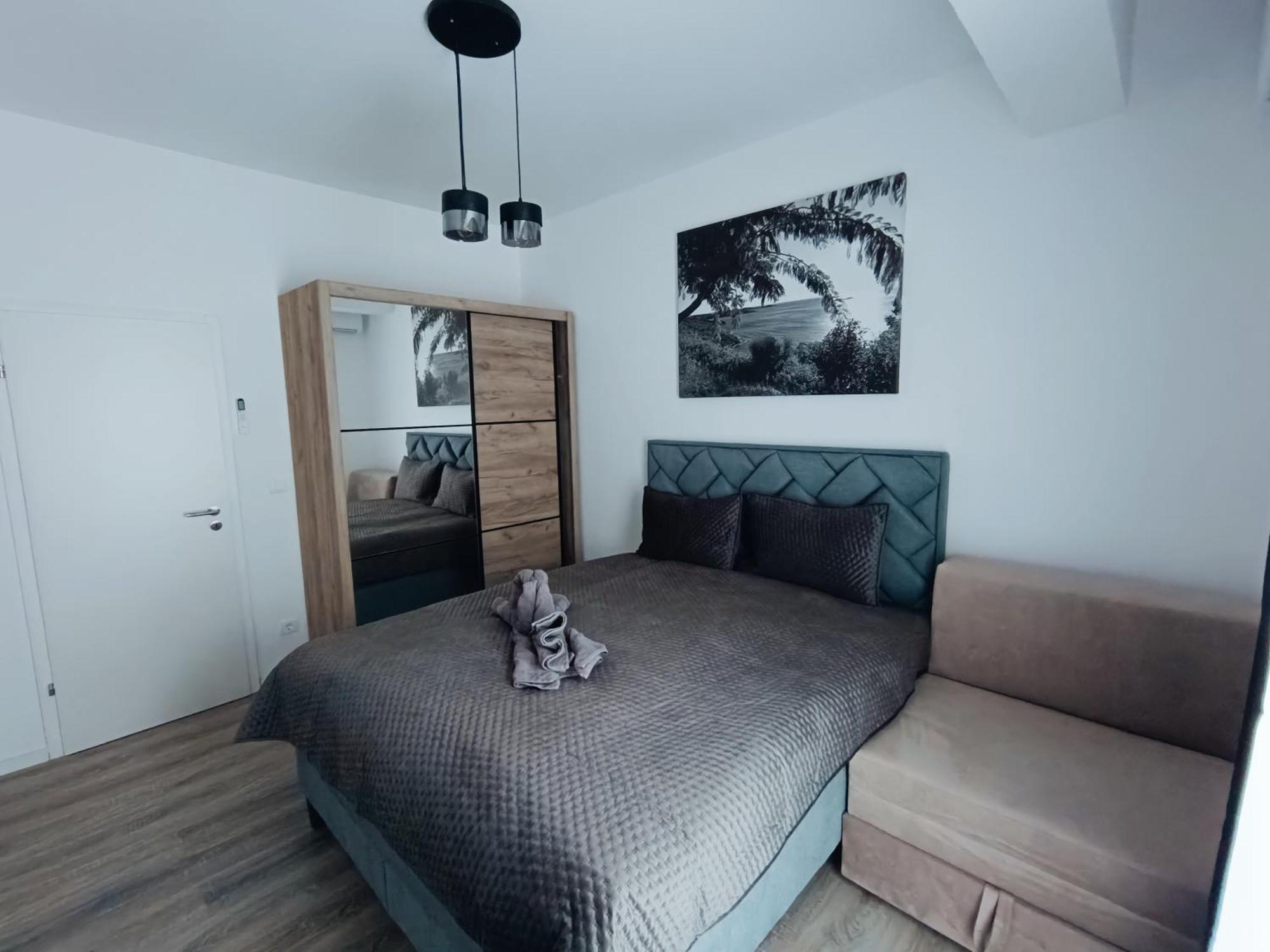 Sweet Apartment *